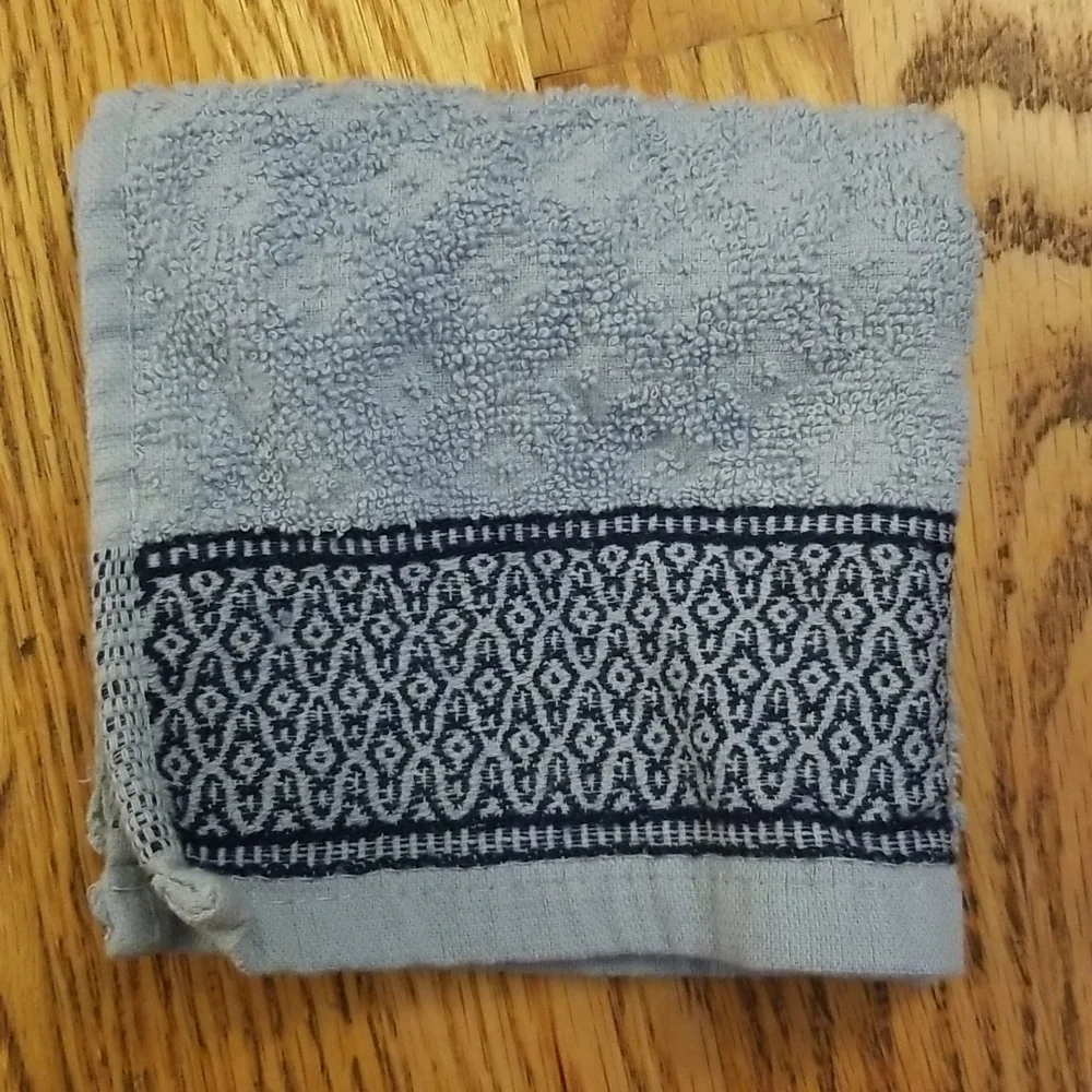 Bellisima blue wash cloth